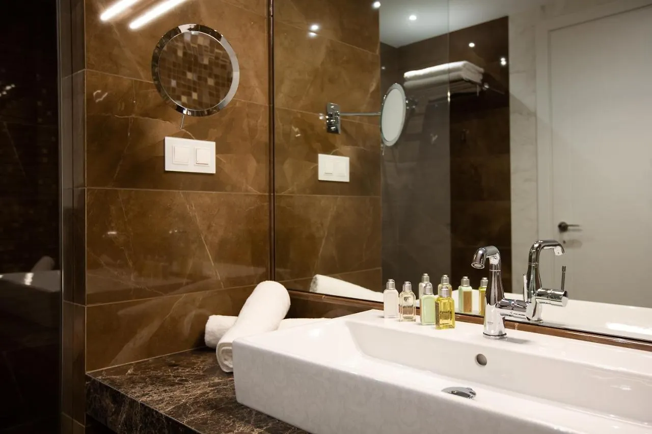 Boutique Hotel Elke Spa Superior Сан-Фелиу-де-Гишольс